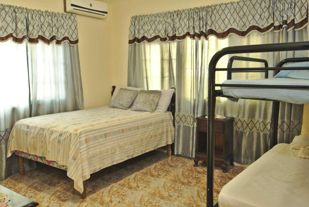 Dancehall Hostel Kingston Zewnętrze zdjęcie